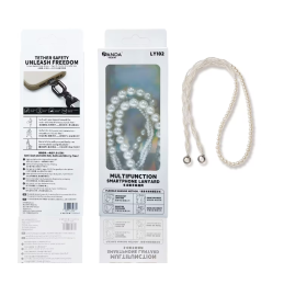 Cuerda larga de perlas blancas